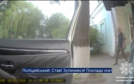 Військовий у СЗЧ влаштував різанину у Житомирі: поранив двох перехожих та бігав вулицею з ножем. ВІДЕО