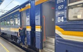 Через підвищену небезпеку затримуються поїзди до Коростеня