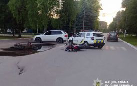 На Коростенщині поліцейські встановлюють обставини кількох ДТП за участі неповнолітніх мотоциклістів
