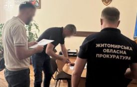 Заступник міського голови Шевчук, аби приховати незаконне збагачення, фіктивно розлучився з дружиною і оформив на неї земельну ділянку та новозбудований житловий будинок