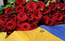 Лише через майже три місяці після загибелі  на щиті повернувся до рідного Житомира Герой Антон Малишко