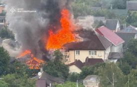У Житомирі горів приватний двоповерховий будинок