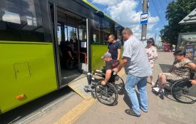 Експерти з безбар'єрності високо оцінили доступність громадського транспорту в Житомирі