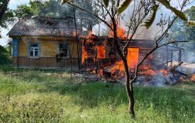 На Коростенщині під час гасіння пожежі в житловому будинку рятувальники виявили тіло людини