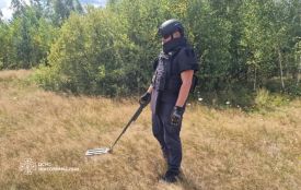 Піротехніки ДСНС Житомирщини знищили вибухонебезпечний предмет,  який виявив чоловік, відпочиваючи біля водойми у Бердичеві