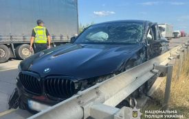 Біля Глибочиці при зіткненні BMW і Scania травмовано пасажирку легковика