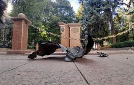 У Житомирі обстежують пошкоджені будинки після ворожої атаки