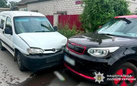 У Звягелі зіштовхнулися два легковики: поліція встановлює обставини ДТП