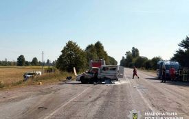 У Романівській громаді при зіткненні двох автівок загинув водій, ще один керманич і його пасажирка травмовані