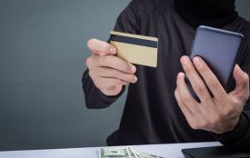 Псевдобанкіри виманили у жительки Бердичівщини 21 тисячу гривень