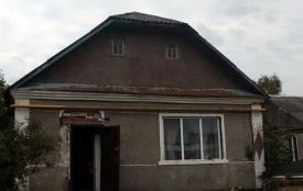 У Коростені жінка під час сварки вдарила співмешканця ножем в серце
