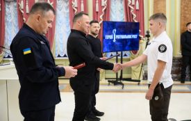 14-річний Давид Білоусов з Бердичівського району отримав диплом лауреата щорічної Всеукраїнської акції «Герой-рятувальник року» за порятунок друга на воді