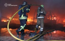 Пожежу, яка виникла після російського удару на підприємстві у Житомирі, ліквідовано: постраждало двоє людей
