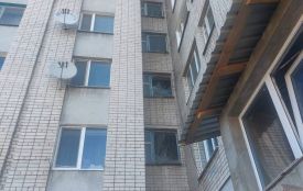 У Житомирі обстежують будинок, пошкоджений внаслідок нічної ворожої атаки