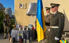 У Житомирі на фасаді ліцею № 17 відкрили меморіальну дошку Андрію Хохлюку