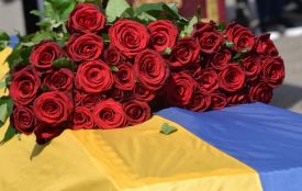 Після 2 років очікування на щиті повернувся до Житомира Захисник Сергій Стельмах
