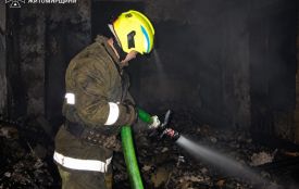 У Звягельському районі жінка отримала опіки під час пожежі у приватному будинку
