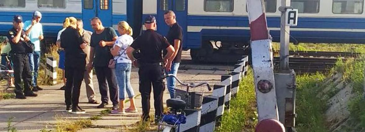 На залізничному переході у Коростені потяг травмував двох пішоходів