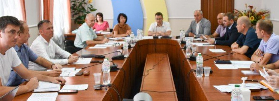 Депутати відпрацювали на регламентній комісії