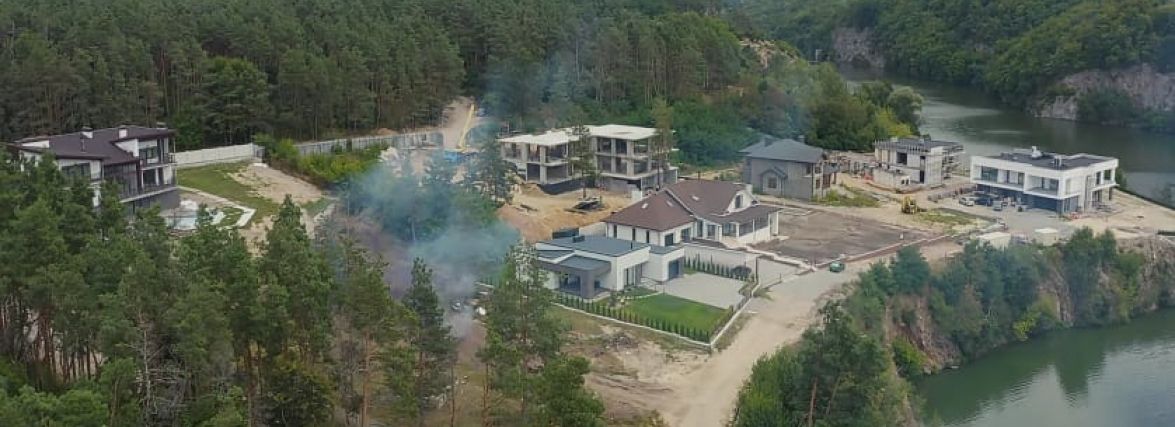 Як замість спортивної бази на березі Тетерева з’явилися елітні маєтки депутатів