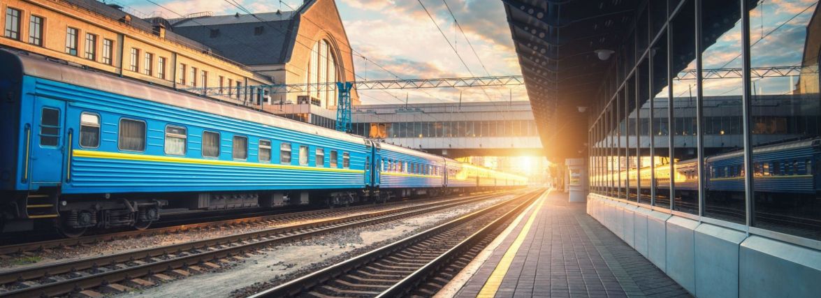 З 21 жовтня пасажири АТ «Укрзалізниця» повинні мати сертифікат вакцинації або негативний ПЛР-тест