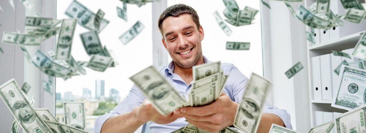 Шахраї уже обіцяють за вакцинацію по 7 тисяч гривень