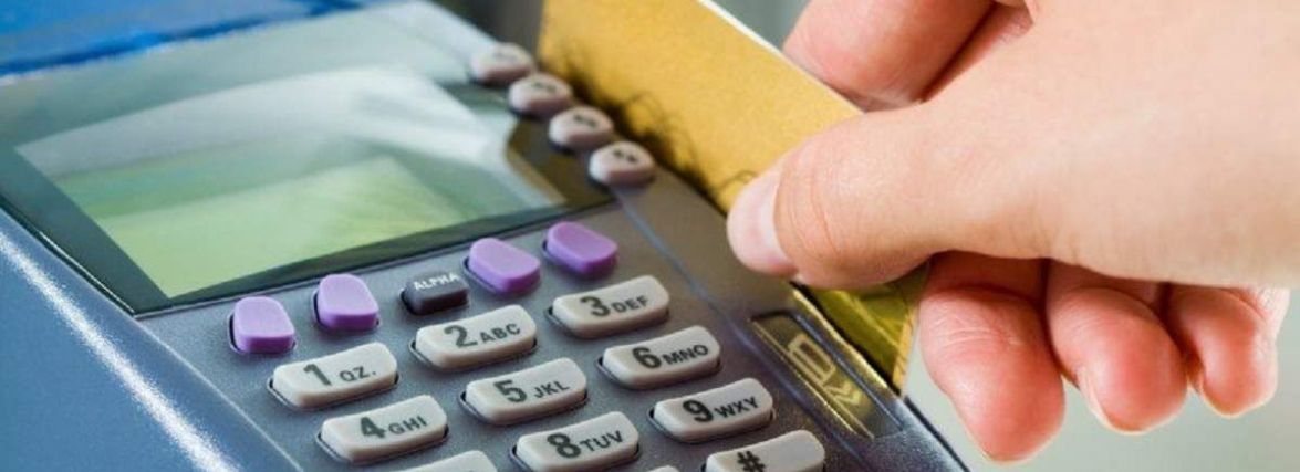 За розрахунки чужою карткою житомирянину загрожує до 5 років позбавлення волі