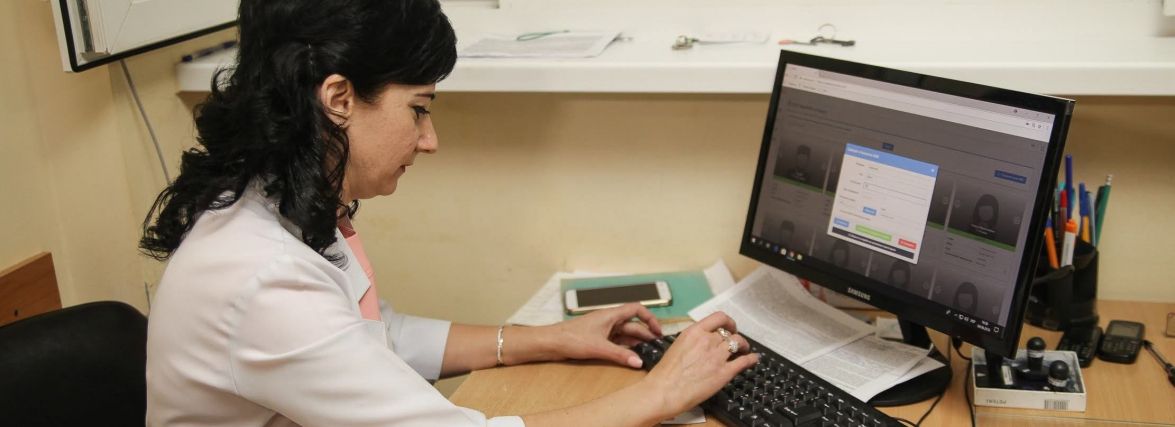 У Житомирі нова система електронного запису до лікаря замінить "Поліклініку без черг"