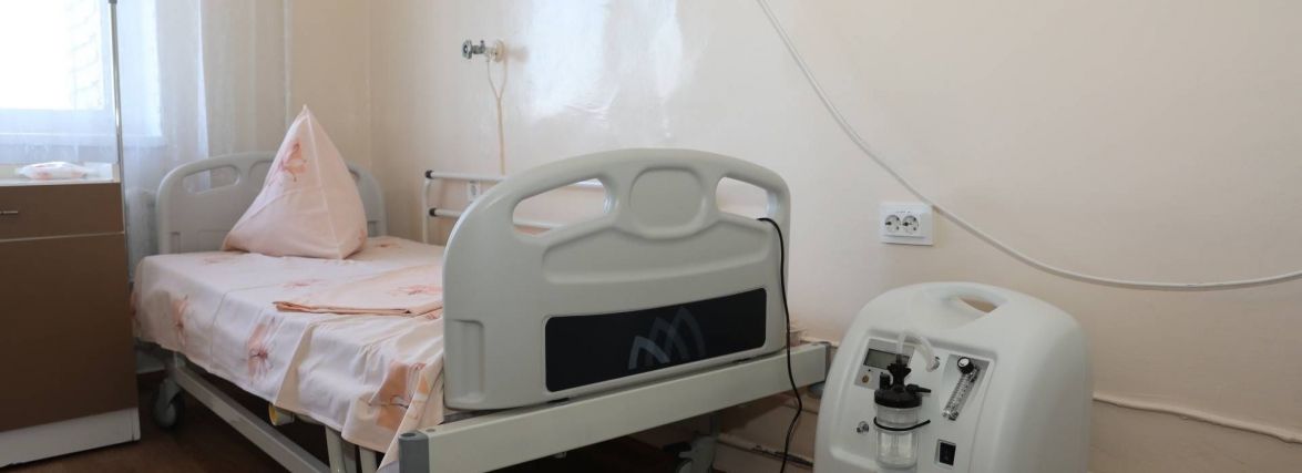 Пацієнтами з COVID-19 заповнено менше 21 % ліжок у лікарнях області