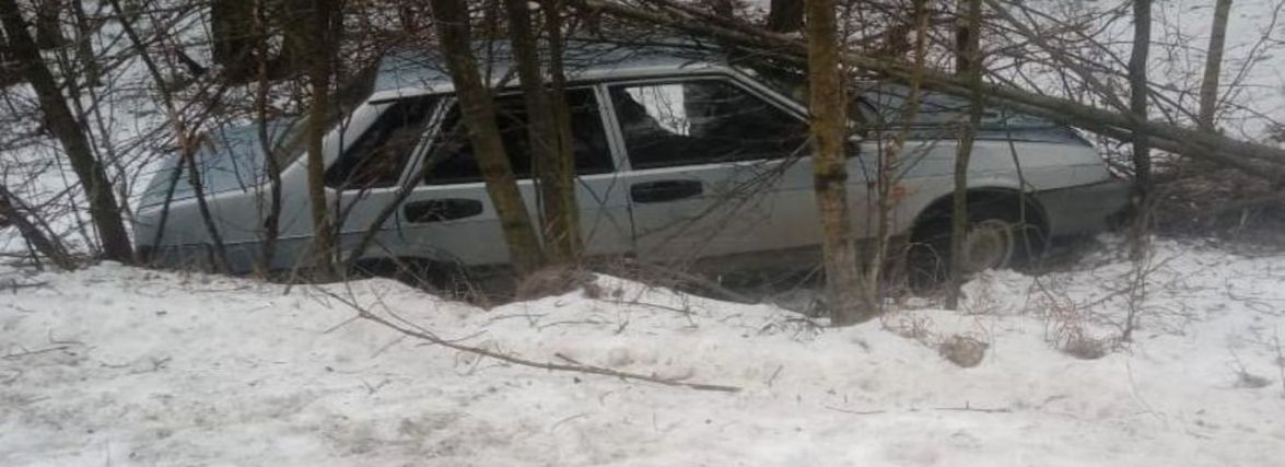 Трагедія на дорозі: на автошляху Кочерів-Радомишль водій помер за кермом, авто опинилось у кюветі