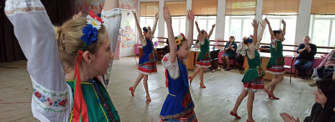 У Житомирі відбувся захід, присвячений Міжнародному дню матері. ФОТО