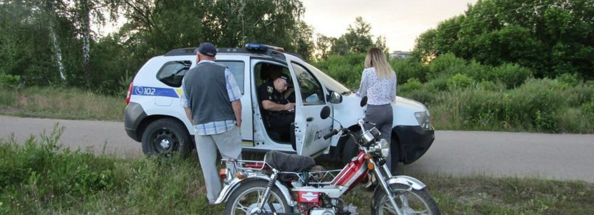 На Овруччині нетверезий мотоцикліст намагався дати хабар поліцейському