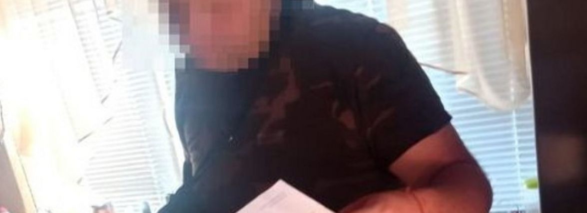Житомирянину за оприлюднення в інтернеті фото з розташуванням оборонної споруди та військовослужбовця повідомлено про підозру