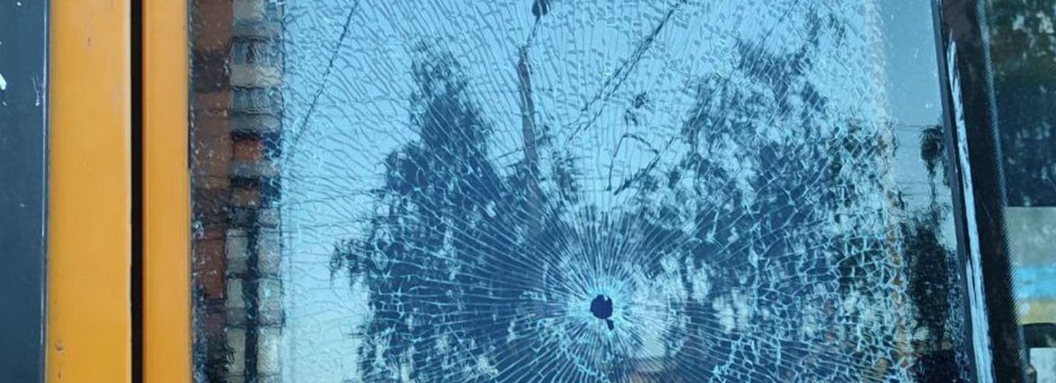Учора ввечері в Житомирі обстріляли автобус
