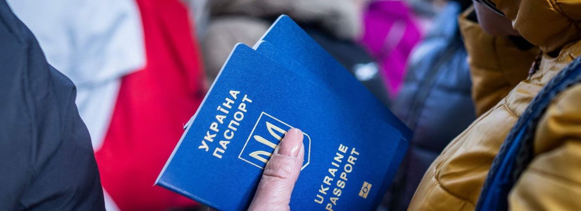 Українці за кордоном: як бути, якщо спливає 90-денний термін перебування в ЄС та чи можна його подовжити