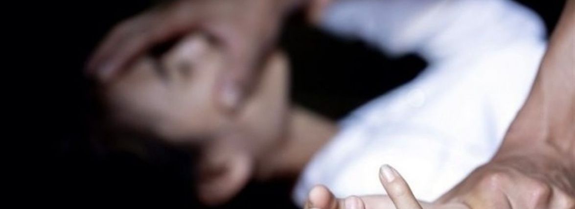 Житель Новоград-Волинського району три місяці гвалтував власну дочку