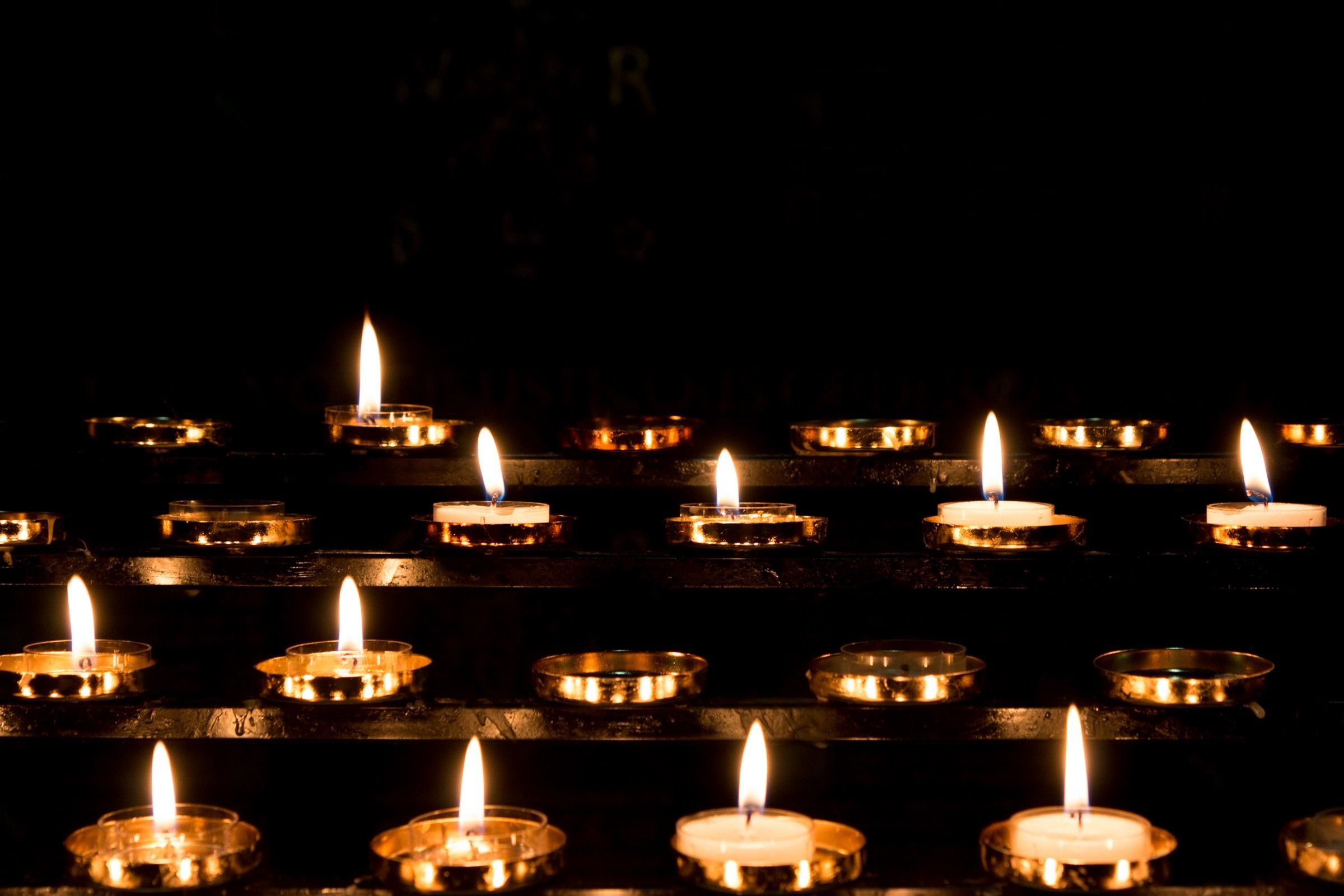 Завтра объявлен траур. Свеча памяти. Свеча памяти Холокоста. Траур. Свеча памяти 2023 году.