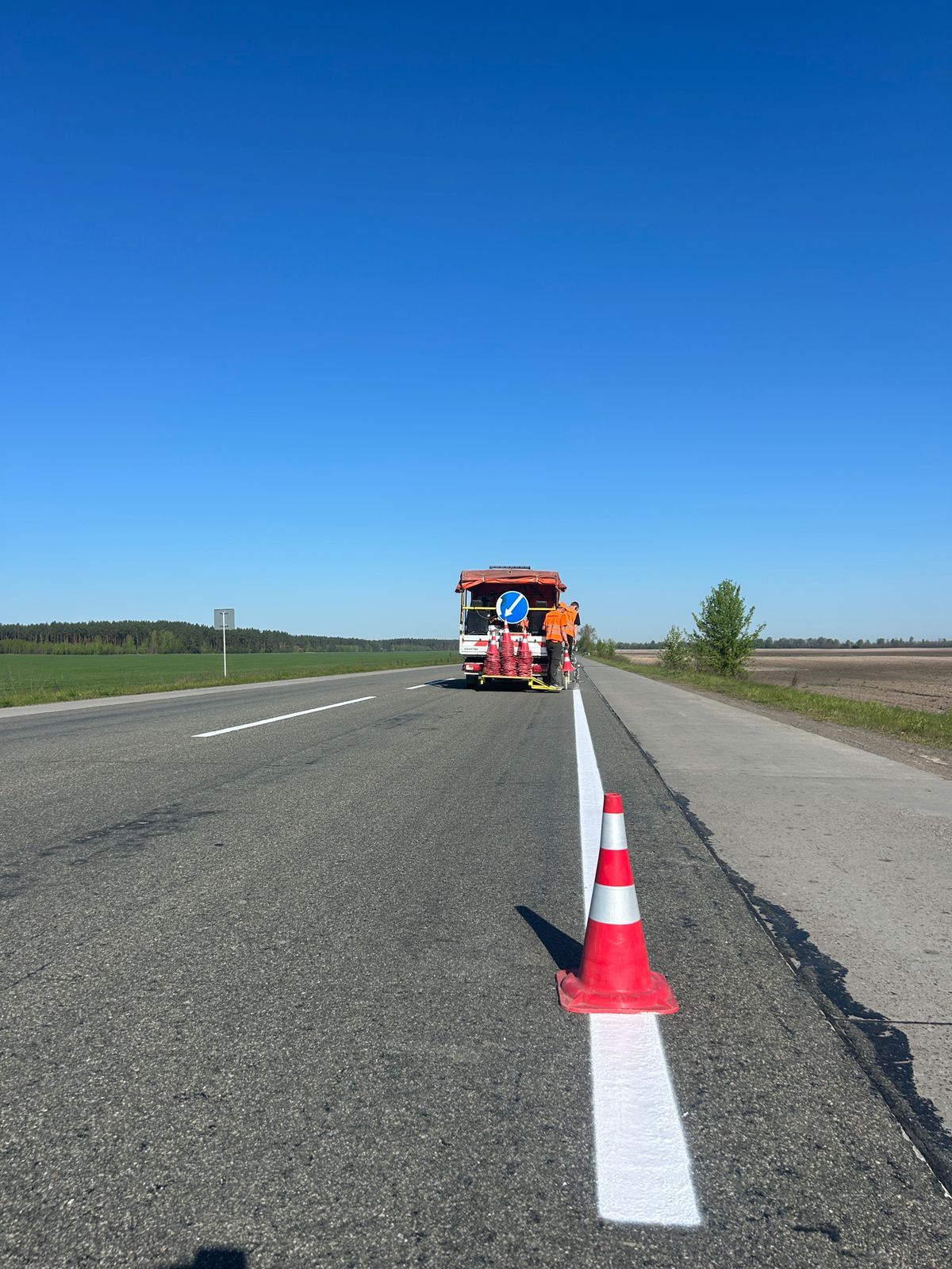 На «Варшавці» в межах Житомирської області завершили поновлювати дорожнє маркуванння