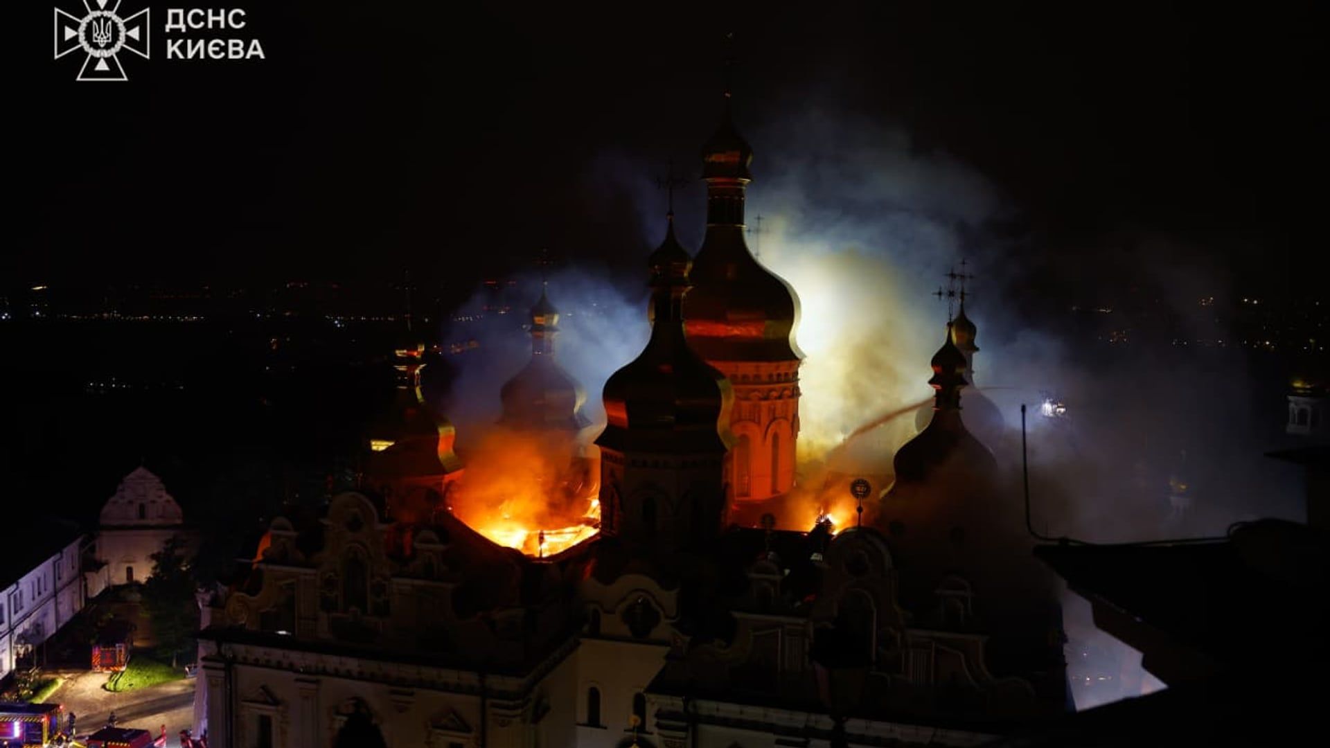 Нічна атака росії: у Києві загинули 4 людини, у Харкові – 5 рятувальників