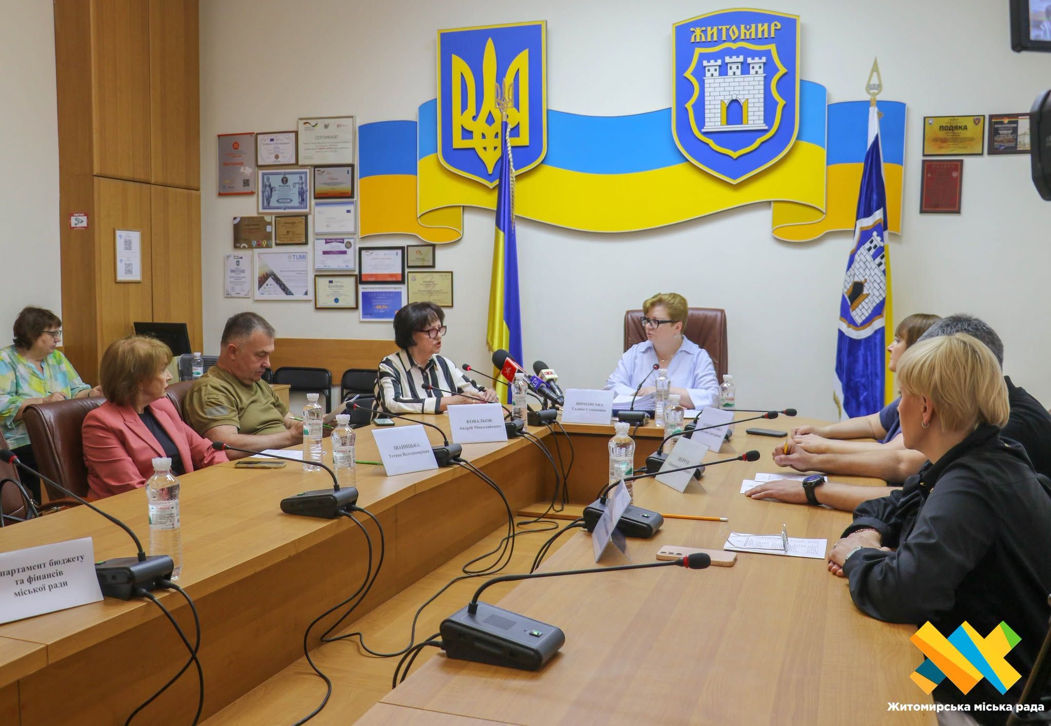 Територія обслуговування базових класів та планова мережа Корольовського академічного ліцею