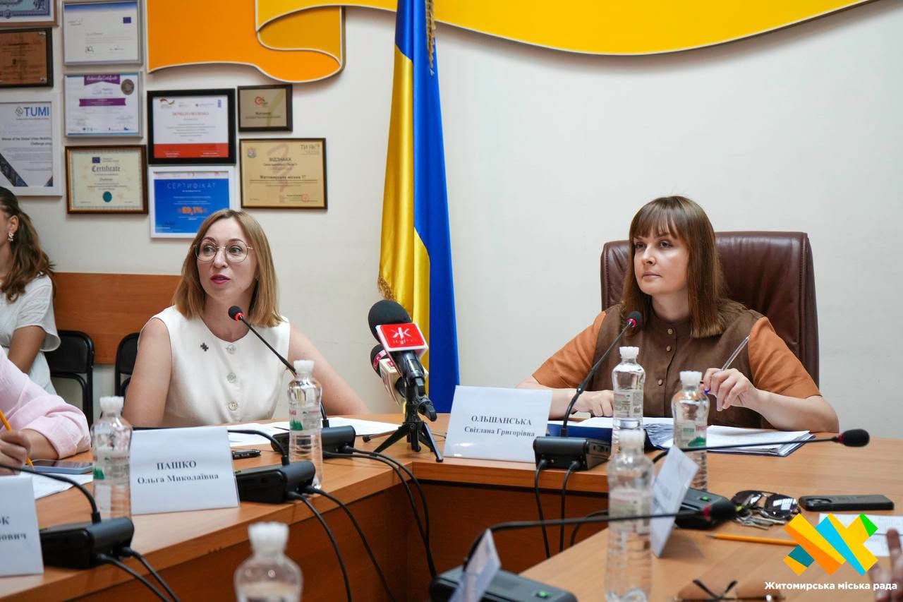 Житомир розширив коло отримувачів стипендій до Дня молоді: тепер і для активістів громади