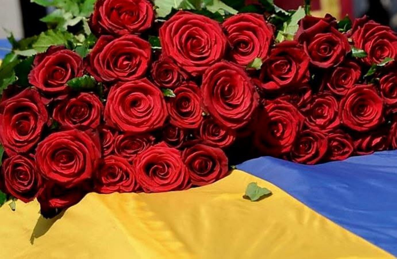 Житомир прощається з Героєм Антоном Малишком, тіло якого повернулося до міста майже через три місяці після загибелі