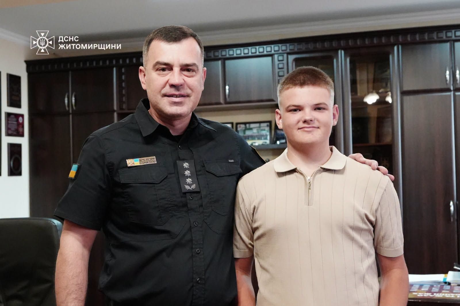 У Житомирському ДСНС вшанували 14-річного школяра, який врятував друга