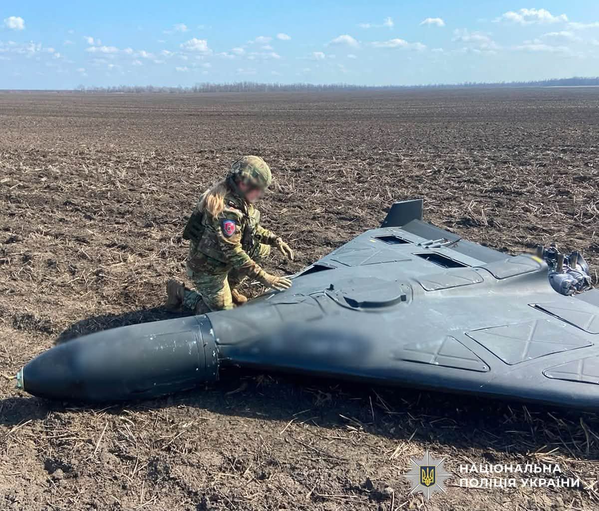Щодня знешкоджують боєприпаси: вибухотехніки поліції Житомирщини ліквідовують наслідки ворожих атак