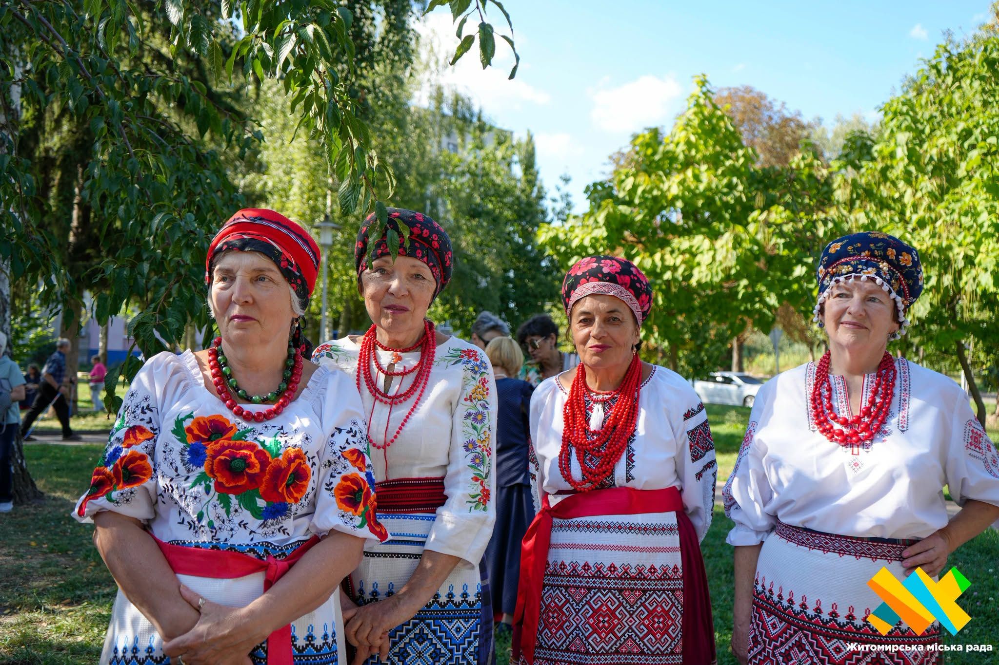«Мальва. Час цвісти»: у Житомирі вперше провели фестиваль активностей для літніх людей
