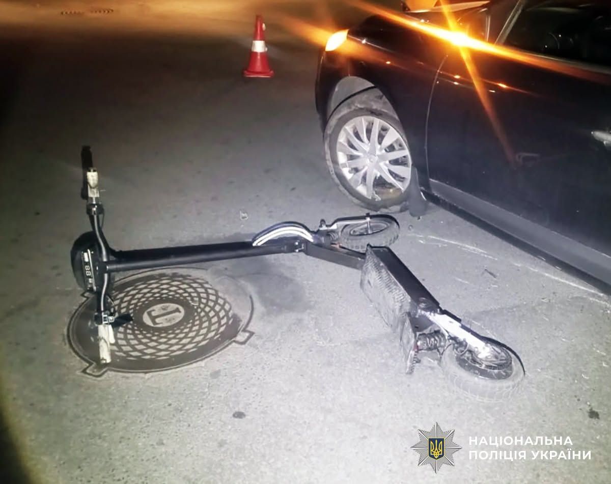 У Звягелі травми при зіткненні з автомобілем отримав 13-річний хлопець на електросамокаті